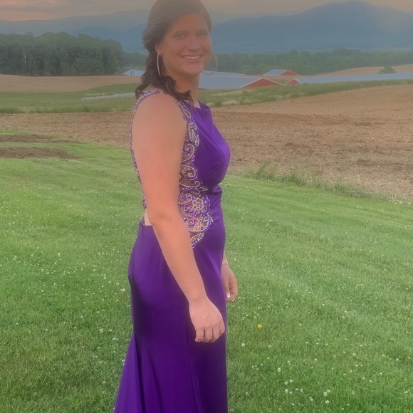 Prom Dress - Picture 5 of 5